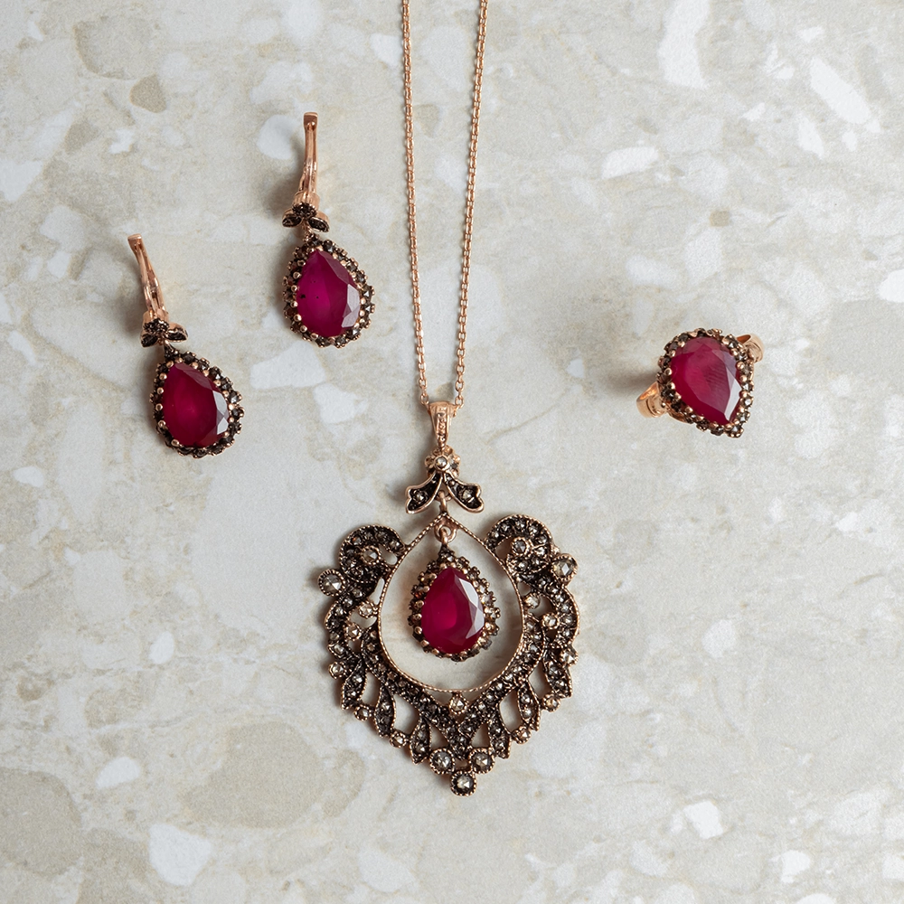 Serie Shahrazed (rouge) 